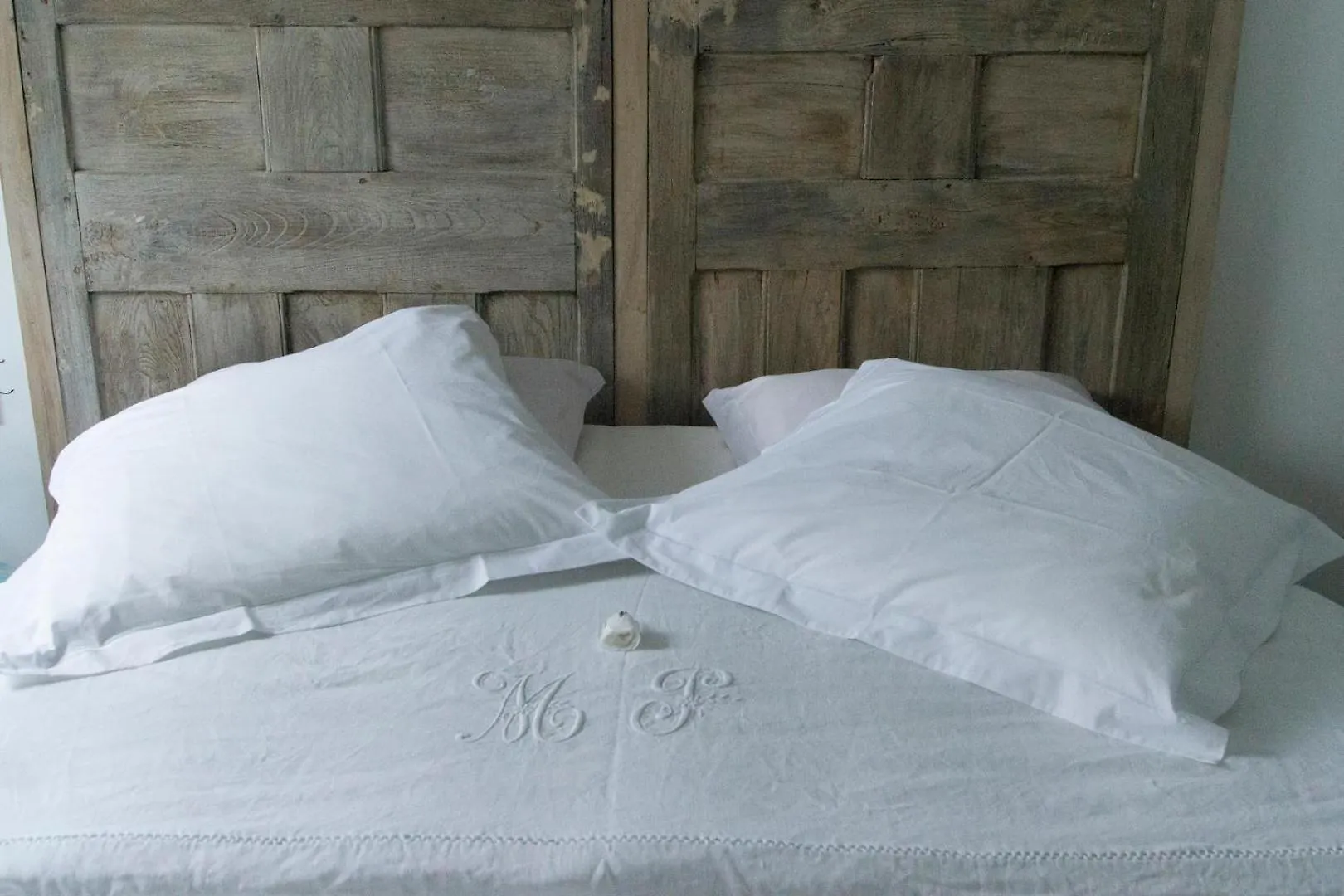 Les Hirondelles Villa Baguer-Pican 0*,